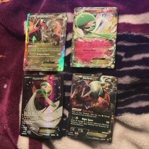 Pokemon Trading Card Set with Holofoil